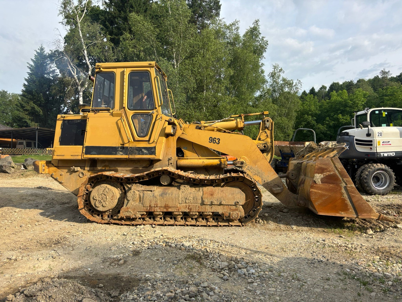 CATERPILLAR 963 - Bulldozer: bilde 2 CATERPILLAR 963 - Bulldozer: bilde 2