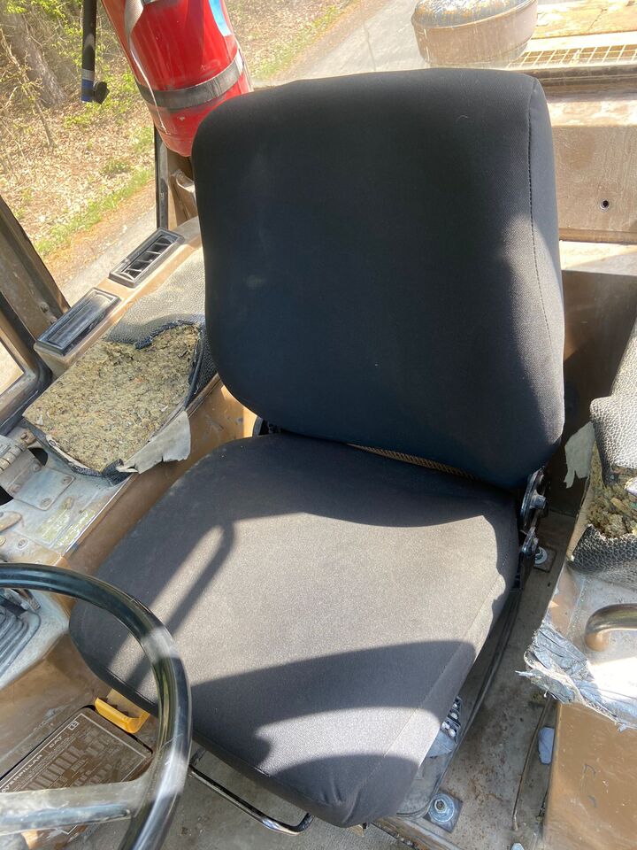 Hjullaster CATERPILLAR IT 12 B: bilde 11 Hjullaster CATERPILLAR IT 12 B: bilde 11