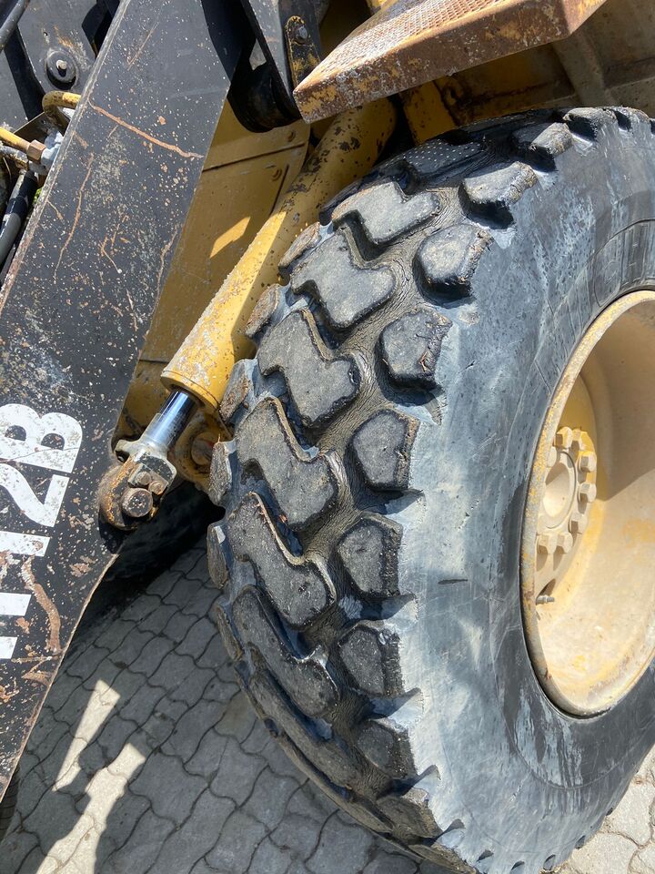 Hjullaster CATERPILLAR IT 12 B: bilde 7 Hjullaster CATERPILLAR IT 12 B: bilde 7