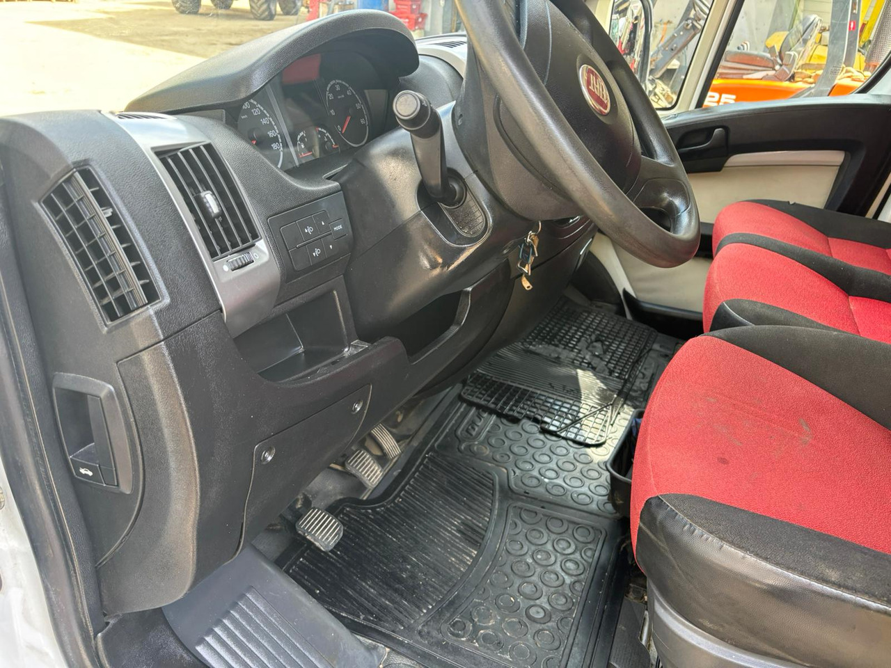 Leie Fiat Ducato Maxi KW 35 L4H3 130 E5 - Motorschaden Fiat Ducato Maxi KW 35 L4H3 130 E5 - Motorschaden: bilde 10