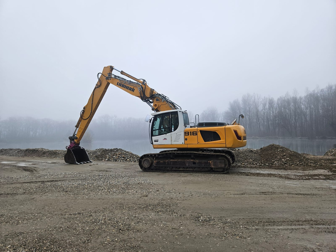 LIEBHERR R 916 LC Litronic - Long Reach - Beltegraver: bilde 1 LIEBHERR R 916 LC Litronic - Long Reach - Beltegraver: bilde 1