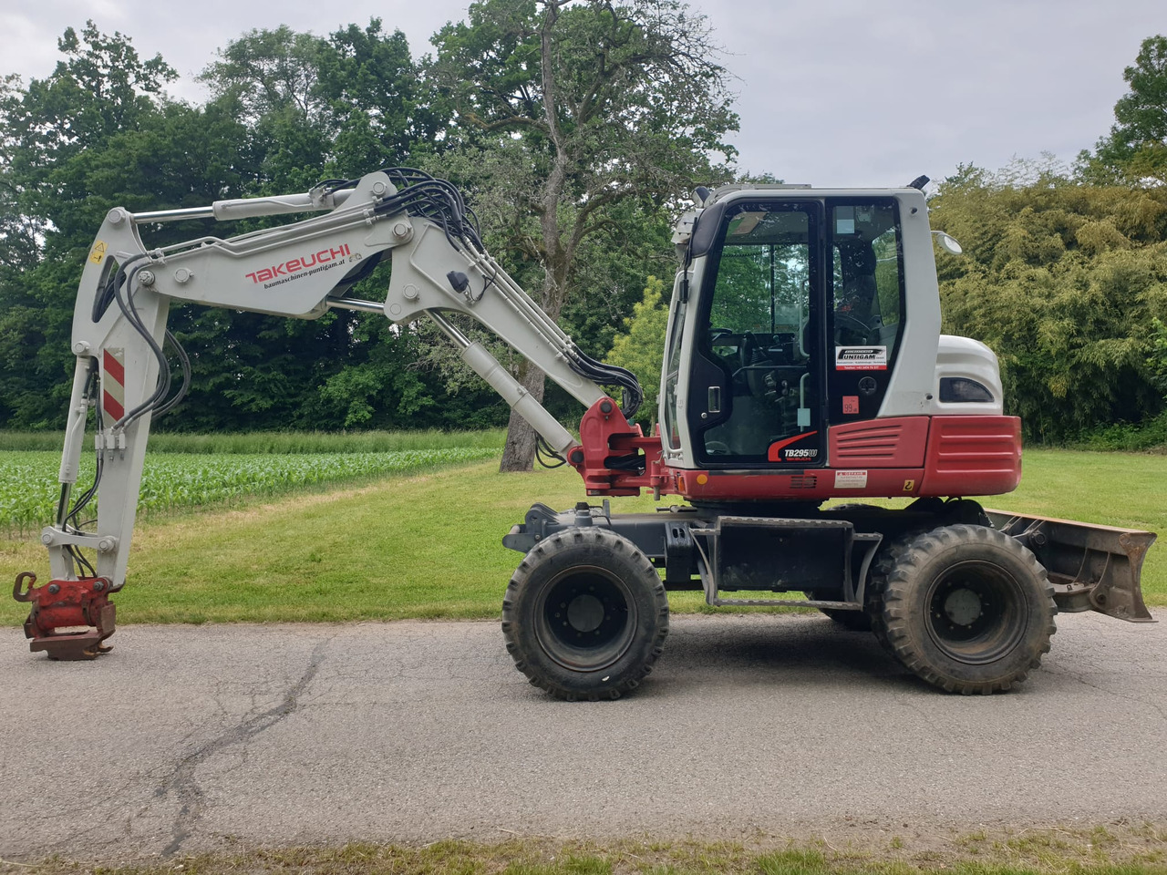 TAKEUCHI TB 295W - Hjulgraver: bilde 1 TAKEUCHI TB 295W - Hjulgraver: bilde 1