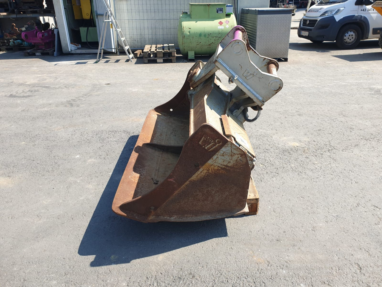 Winkelbauer Ditch-cleaning-bucket 180 cm - Gravemaskinskuffe for Beltegraver: bilde 2 Winkelbauer Ditch-cleaning-bucket 180 cm - Gravemaskinskuffe for Beltegraver: bilde 2