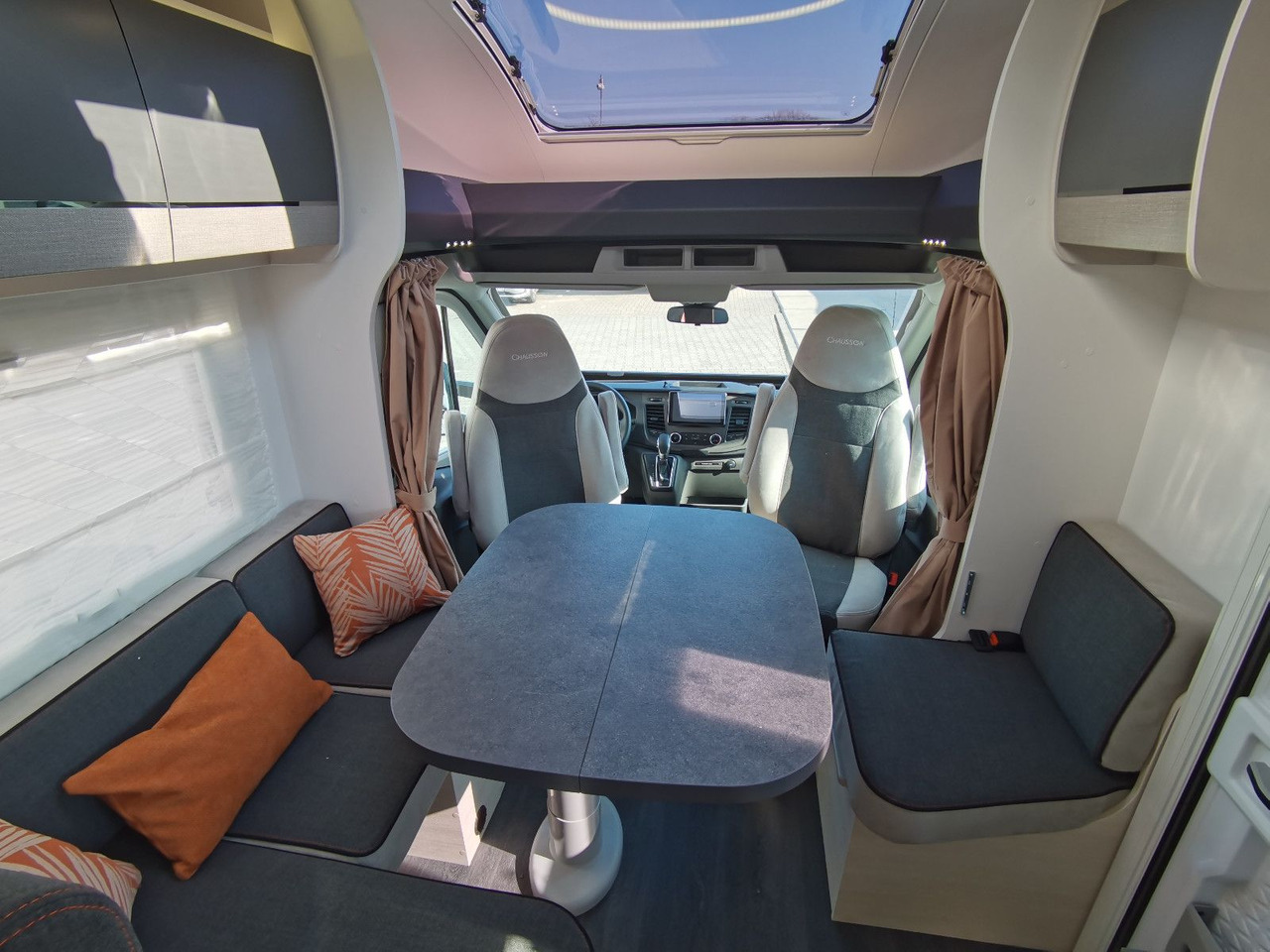 Chausson 627 TITANIUM /-2026- / 165PS - 8G. AUTOMATIK - Halvintegrert bobil: bilde 5 Chausson 627 TITANIUM /-2026- / 165PS - 8G. AUTOMATIK - Halvintegrert bobil: bilde 5