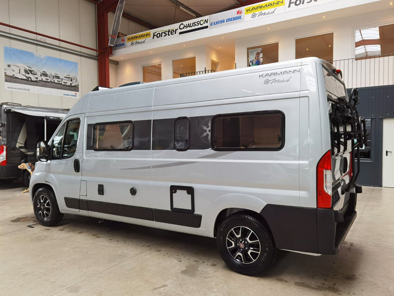 Karmann DAVIS 590 LIFESTYLE / 140PS / SKY-ROOF & ALU - Bybobil: bilde 5 Karmann DAVIS 590 LIFESTYLE / 140PS / SKY-ROOF & ALU - Bybobil: bilde 5