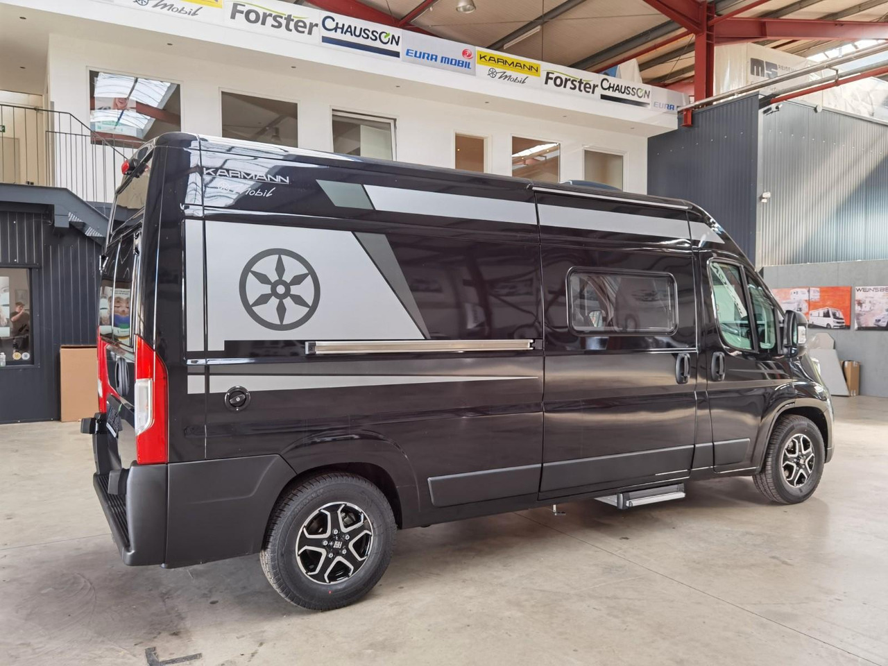 Karmann DAVIS 600 LIFESTYLE / MODELL 2026 / 8G.AUTOMATIK - Bybobil: bilde 4 Karmann DAVIS 600 LIFESTYLE / MODELL 2026 / 8G.AUTOMATIK - Bybobil: bilde 4