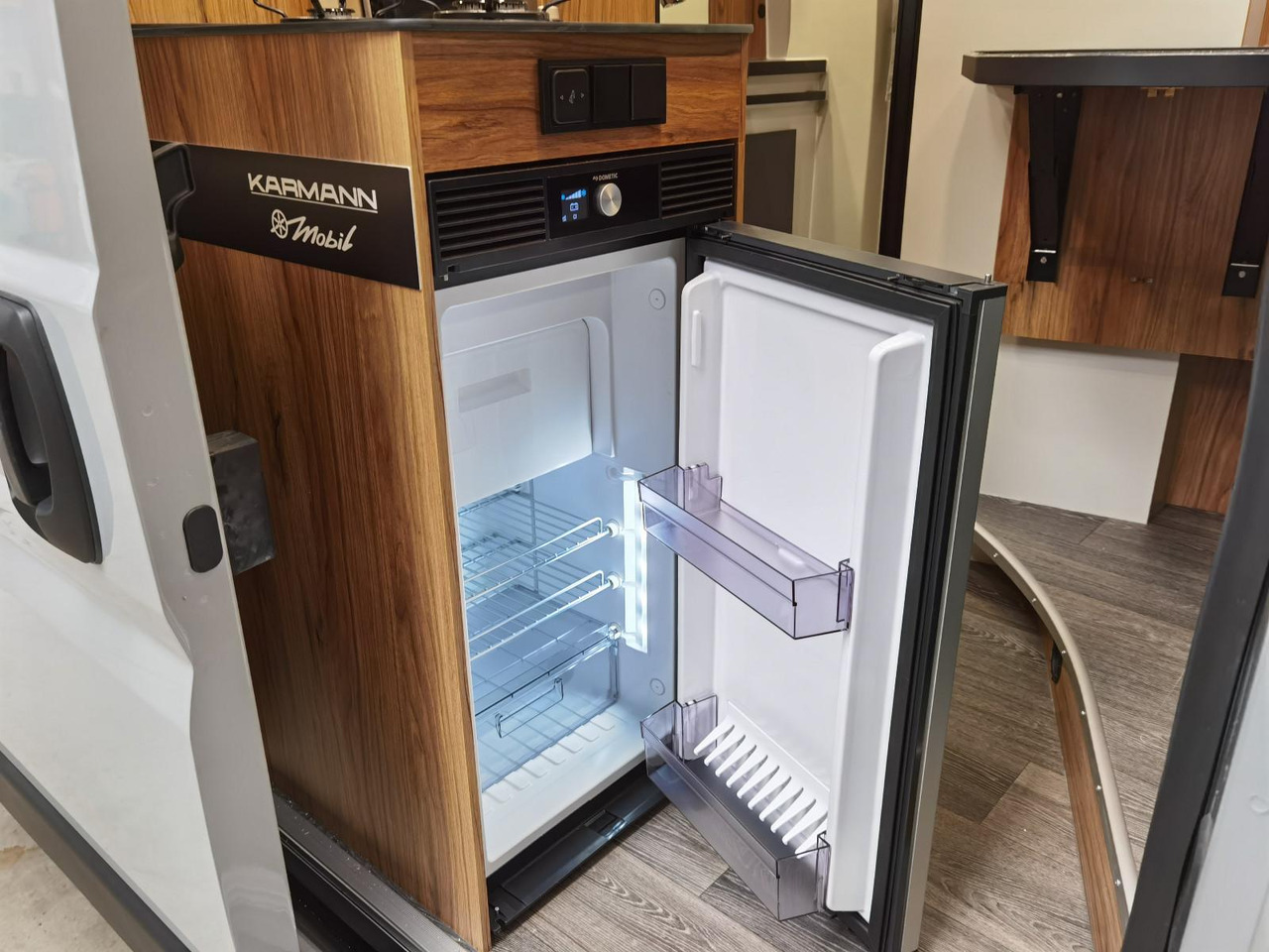 Ny Bybobil Karmann DEXTER 600 / -2026-/ EINZELBETTEN & BAR VERSION: bilde 18