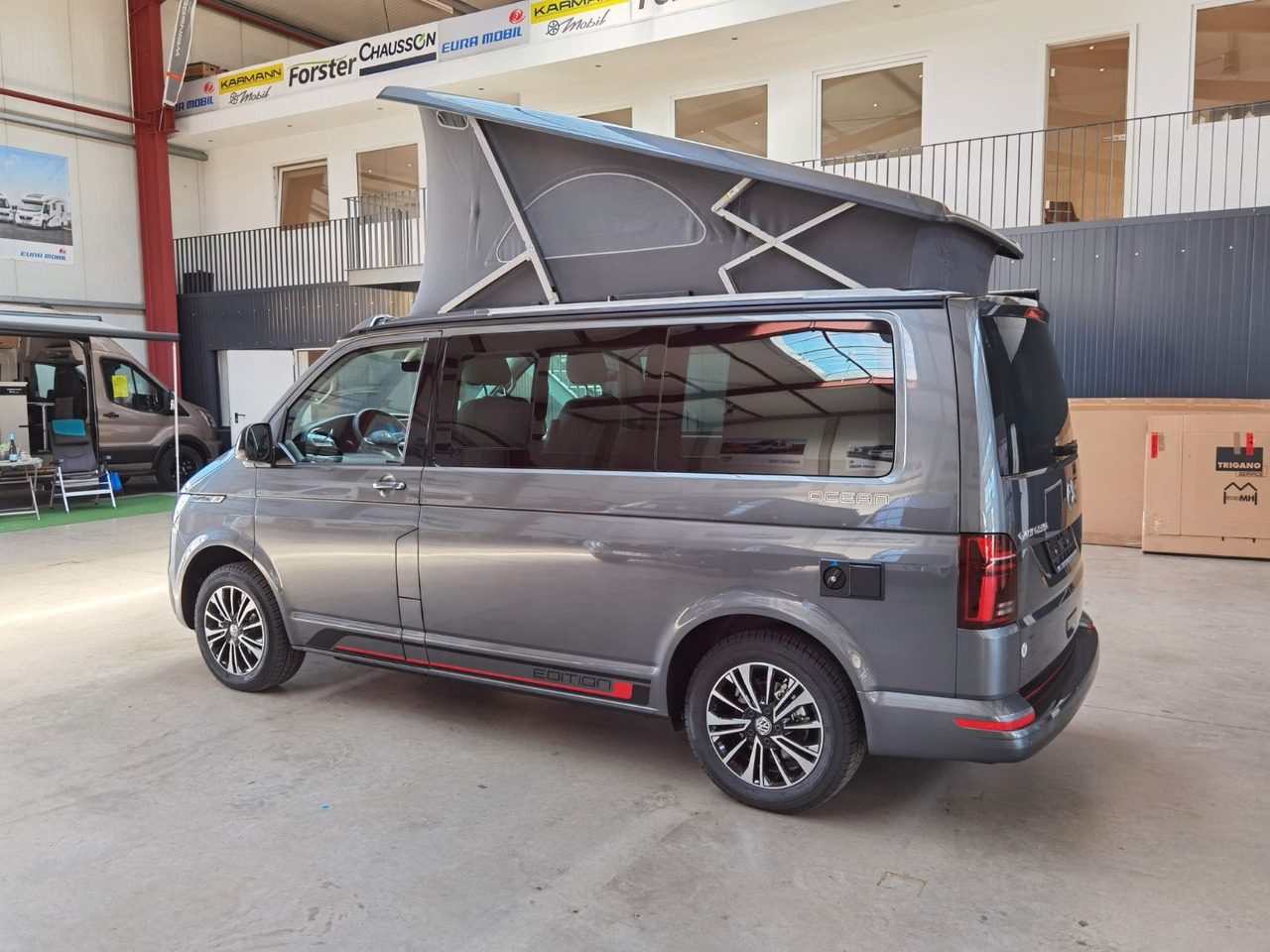 Volkswagen T6.1 CALIFORNIA OCEAN EDITION / DSG / NAVI / ACC - Persontransport: bilde 5 Volkswagen T6.1 CALIFORNIA OCEAN EDITION / DSG / NAVI / ACC - Persontransport: bilde 5