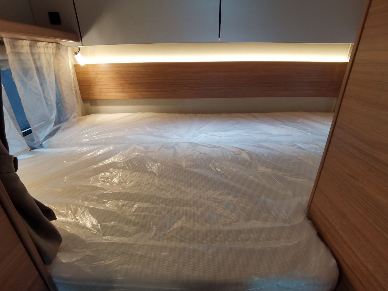 Alkovebil Weinsberg CARAHOME 550 MG /- 2025 - / 140 PS / NUR 5.97M: bilde 21 Alkovebil Weinsberg CARAHOME 550 MG /- 2025 - / 140 PS / NUR 5.97M: bilde 21