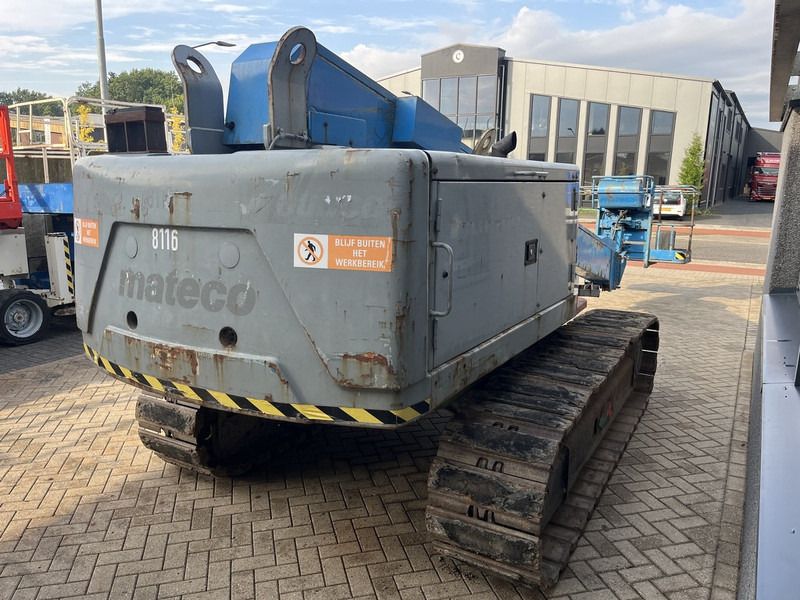 Aichi SR18A telescoop hoogwerker ISUZU diesel rubber pads 2007 AICHI - Teleskoplift: bilde 5 Aichi SR18A telescoop hoogwerker ISUZU diesel rubber pads 2007 AICHI - Teleskoplift: bilde 5