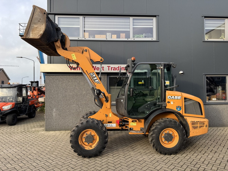 Case 21F Shovel / Radlader / Wheel Loader 2016 Bucket & Forks 3970Hours - Hjullaster: bilde 1 Case 21F Shovel / Radlader / Wheel Loader 2016 Bucket & Forks 3970Hours - Hjullaster: bilde 1