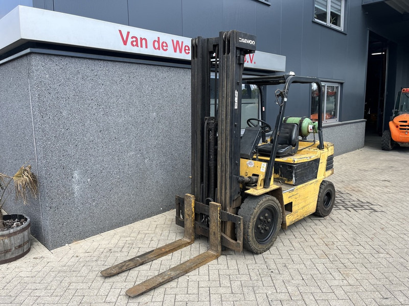 Daewoo G25S-2 triplo550 freelift 3e functie LPG - Gasstruck: bilde 5 Daewoo G25S-2 triplo550 freelift 3e functie LPG - Gasstruck: bilde 5
