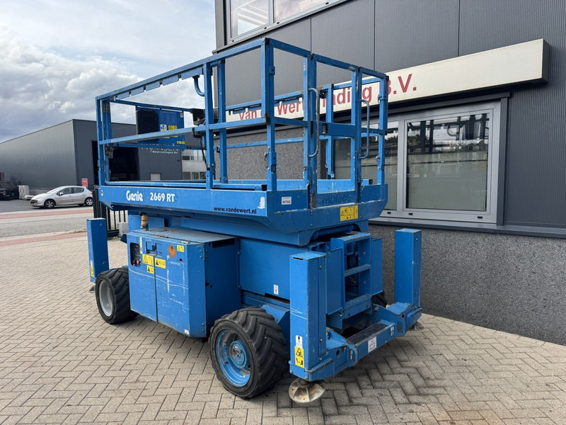 Genie GS 2669 RT  Hoogwerker / Arbeitsbuhne 10mtr werkhoogte 4x4 kubota DIESEL 2013 - Sakselift: bilde 4 Genie GS 2669 RT  Hoogwerker / Arbeitsbuhne 10mtr werkhoogte 4x4 kubota DIESEL 2013 - Sakselift: bilde 4