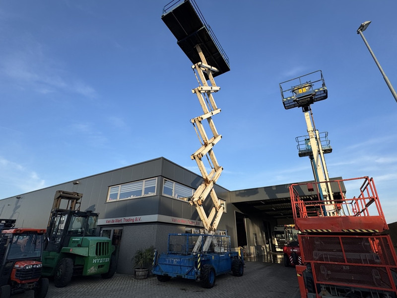 Holland lift Combistar B-195DL25 Schaarhoogwerker 22M Werkhoogte Hatz Diesel 4X4 2003 - Sakselift: bilde 5 Holland lift Combistar B-195DL25 Schaarhoogwerker 22M Werkhoogte Hatz Diesel 4X4 2003 - Sakselift: bilde 5