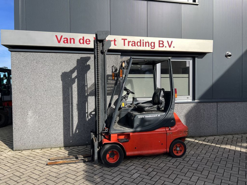 Linde E20P Heftruck Linde E20P Duplo 400 Sideshift elektrisch - El-truck: bilde 3 Linde E20P Heftruck Linde E20P Duplo 400 Sideshift elektrisch - El-truck: bilde 3