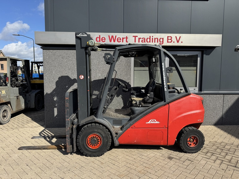 Linde H35D triplo550 Freelift / Sideshift 2007 VW DIESEL - Dieseltruck: bilde 1 Linde H35D triplo550 Freelift / Sideshift 2007 VW DIESEL - Dieseltruck: bilde 1