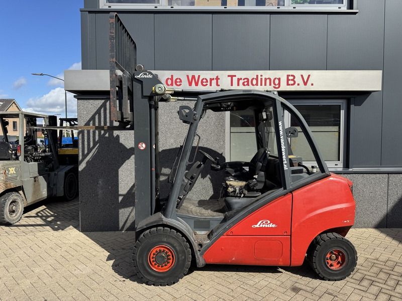 Linde H35D triplo550 Freelift / Sideshift 2007 VW DIESEL - Dieseltruck: bilde 5 Linde H35D triplo550 Freelift / Sideshift 2007 VW DIESEL - Dieseltruck: bilde 5