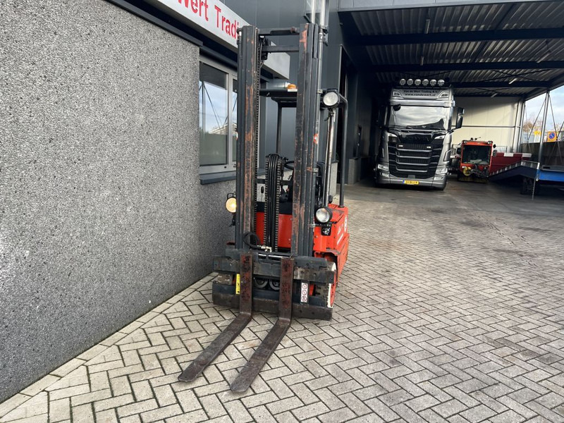Linde e14 Heftruck Linde E14 Triplo 550 Freelift/Sideshift elektrisch - El-truck: bilde 5 Linde e14 Heftruck Linde E14 Triplo 550 Freelift/Sideshift elektrisch - El-truck: bilde 5