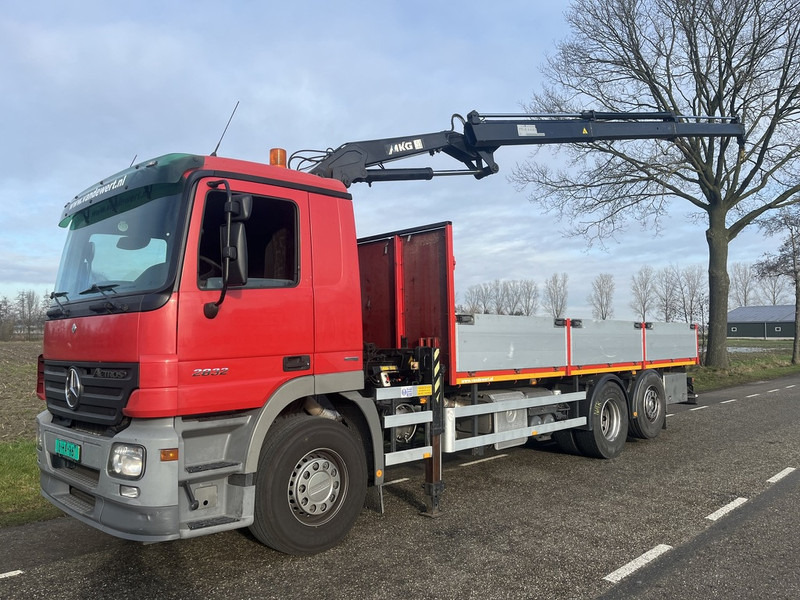 Mercedes-Benz ACTROS 2832 - MKG HKL140 - automaat - EURO5 -lift/stuur as - 600dkm - 2006 - Planbil, Kranbil: bilde 1 Mercedes-Benz ACTROS 2832 - MKG HKL140 - automaat - EURO5 -lift/stuur as - 600dkm - 2006 - Planbil, Kranbil: bilde 1