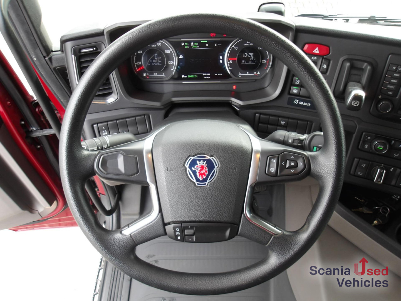 SCANIA G 360 B6x2*4NB / Koffer / Lbw. - Skapbil: bilde 2 SCANIA G 360 B6x2*4NB / Koffer / Lbw. - Skapbil: bilde 2