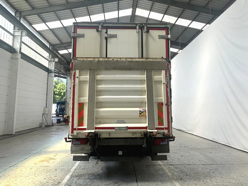 MAN TGX 26.360 steerable lift axles / hefbare stuurasen / essieux relevables directionnels - Lastebil med kjøl: bilde 4 MAN TGX 26.360 steerable lift axles / hefbare stuurasen / essieux relevables directionnels - Lastebil med kjøl: bilde 4