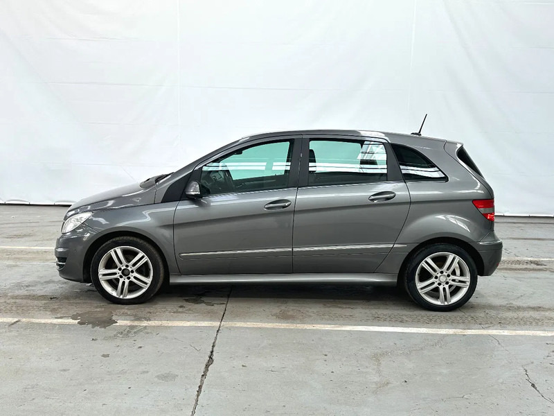 Mercedes-Benz B-Klasse 180 CDI - Sedan: bilde 2 Mercedes-Benz B-Klasse 180 CDI - Sedan: bilde 2