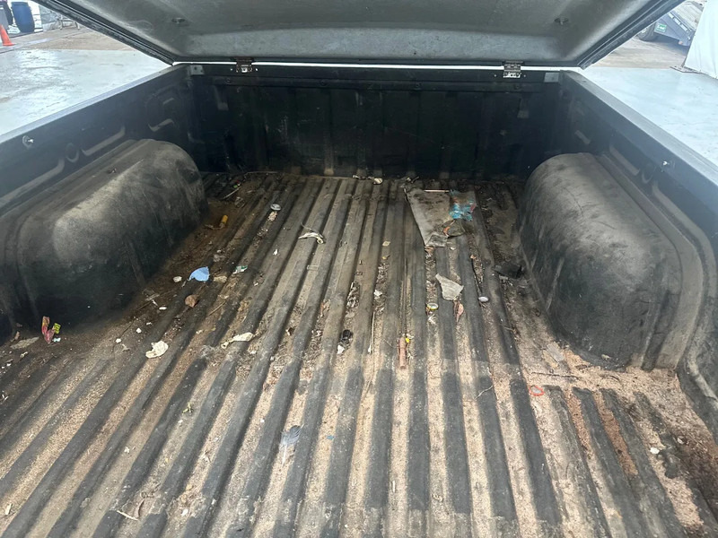 Nissan Navara 2.5 Di / EURO 3 - Personenbil: bilde 5 Nissan Navara 2.5 Di / EURO 3 - Personenbil: bilde 5