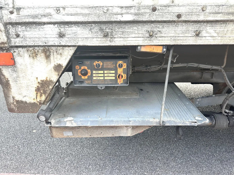 Renders S/00078 met laadklep - Skapsemi: bilde 4 Renders S/00078 met laadklep - Skapsemi: bilde 4