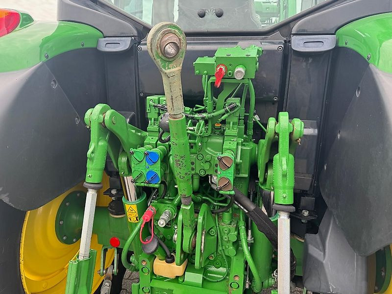 John Deere 6100M CQ 40KM + VOORLADER 2020 2590 UUR!!! - Traktor: bilde 4 John Deere 6100M CQ 40KM + VOORLADER 2020 2590 UUR!!! - Traktor: bilde 4