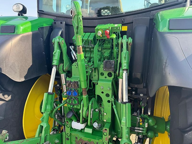 John Deere 6110R AP40 + COMMAND-PRO + VOORLADER 2020 2145 UUR!!! - Traktor: bilde 4 John Deere 6110R AP40 + COMMAND-PRO + VOORLADER 2020 2145 UUR!!! - Traktor: bilde 4