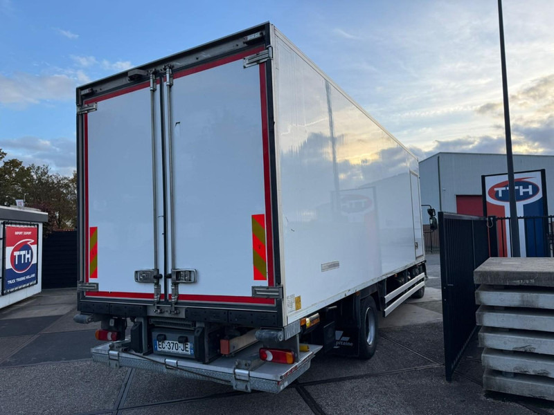 Renault D210.14 Frigobox Multitemp + Taillift THERMO KING T800R - Lastebil med kjøl: bilde 3 Renault D210.14 Frigobox Multitemp + Taillift THERMO KING T800R - Lastebil med kjøl: bilde 3