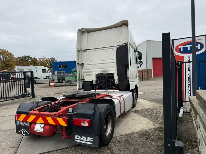 DAF XF460 SuperSpaceCab Intarder 2x fueltank - Trekkvogn: bilde 3 DAF XF460 SuperSpaceCab Intarder 2x fueltank - Trekkvogn: bilde 3