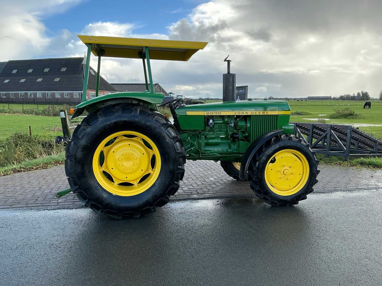 Traktor 1977 JOHN DEERE 2030S ALL-WHEEL DRIVE FARM TRACTOR: bilde 7