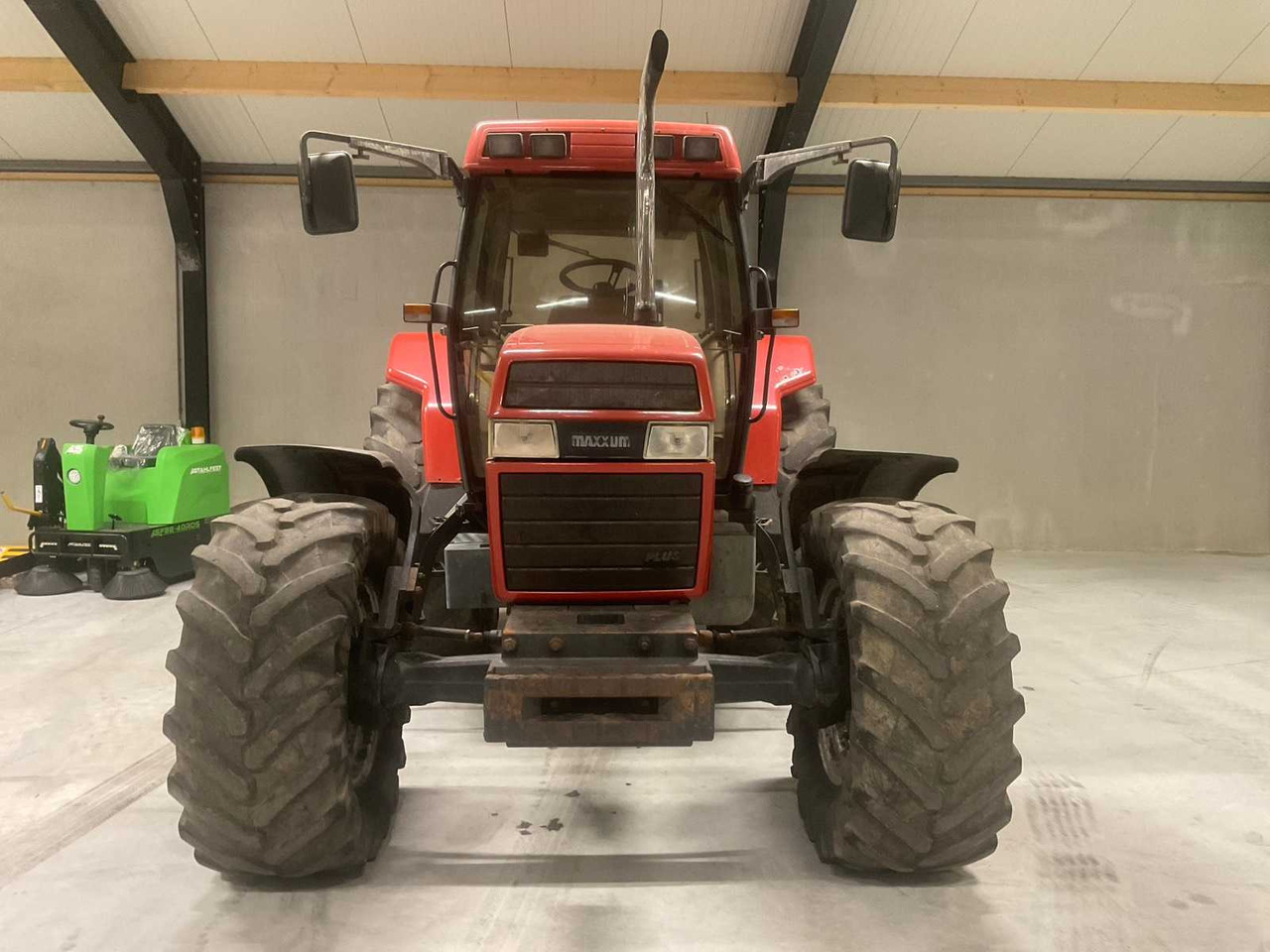 1995 CASE IH MAXXUM 5150 PLUS ALL-WHEEL DRIVE FARM TRACTOR - Traktor: bilde 3 1995 CASE IH MAXXUM 5150 PLUS ALL-WHEEL DRIVE FARM TRACTOR - Traktor: bilde 3