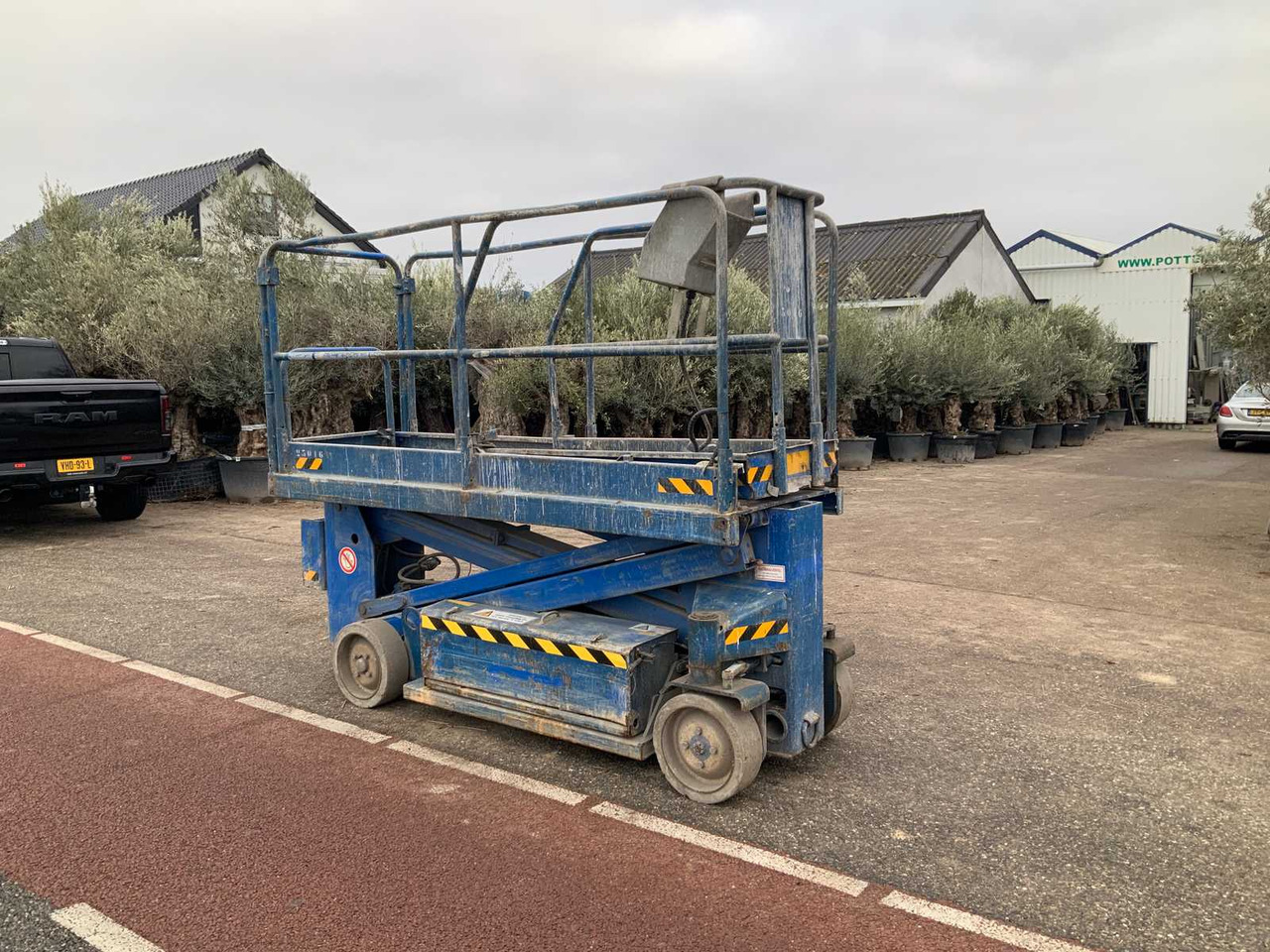 2000 UPRIGHT SL20 AERIAL WORK PLATFORM - Lift: bilde 4 2000 UPRIGHT SL20 AERIAL WORK PLATFORM - Lift: bilde 4