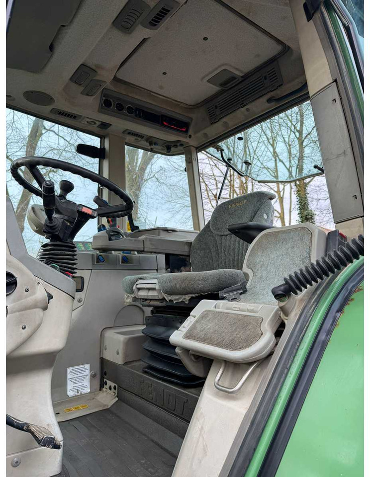 Traktor 2002 FENDT FAVORIT 714 VARIO ALL-WHEEL DRIVE FARM TRACTOR: bilde 6