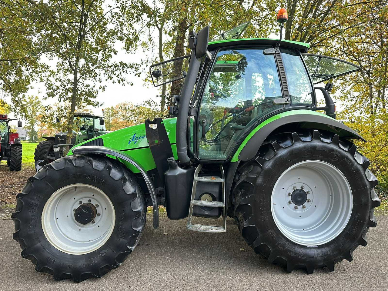 2003 DEUTZ-FAHR AGROTRON 115 MK3 ALL-WHEEL DRIVE FARM TRACTOR - Traktor: bilde 3 2003 DEUTZ-FAHR AGROTRON 115 MK3 ALL-WHEEL DRIVE FARM TRACTOR - Traktor: bilde 3