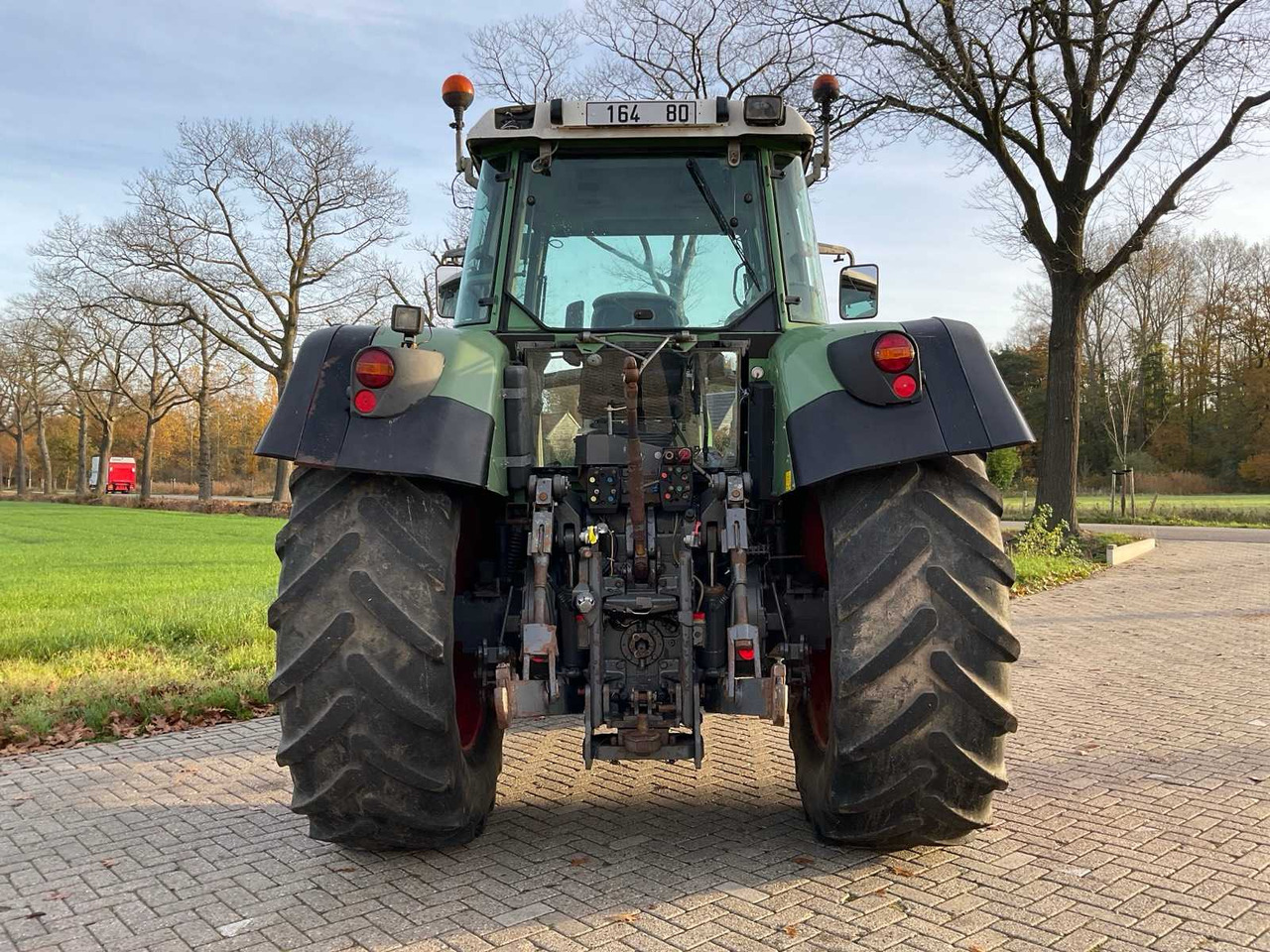 2004 FENDT 916 VARIO TMS ALL-WHEEL DRIVE AGRICULTURAL TRACTOR - Traktor: bilde 4 2004 FENDT 916 VARIO TMS ALL-WHEEL DRIVE AGRICULTURAL TRACTOR - Traktor: bilde 4