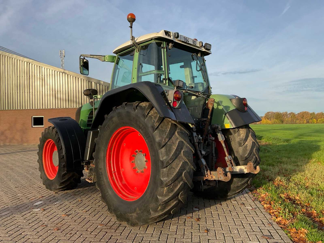 2004 FENDT 916 VARIO TMS ALL-WHEEL DRIVE AGRICULTURAL TRACTOR - Traktor: bilde 3 2004 FENDT 916 VARIO TMS ALL-WHEEL DRIVE AGRICULTURAL TRACTOR - Traktor: bilde 3