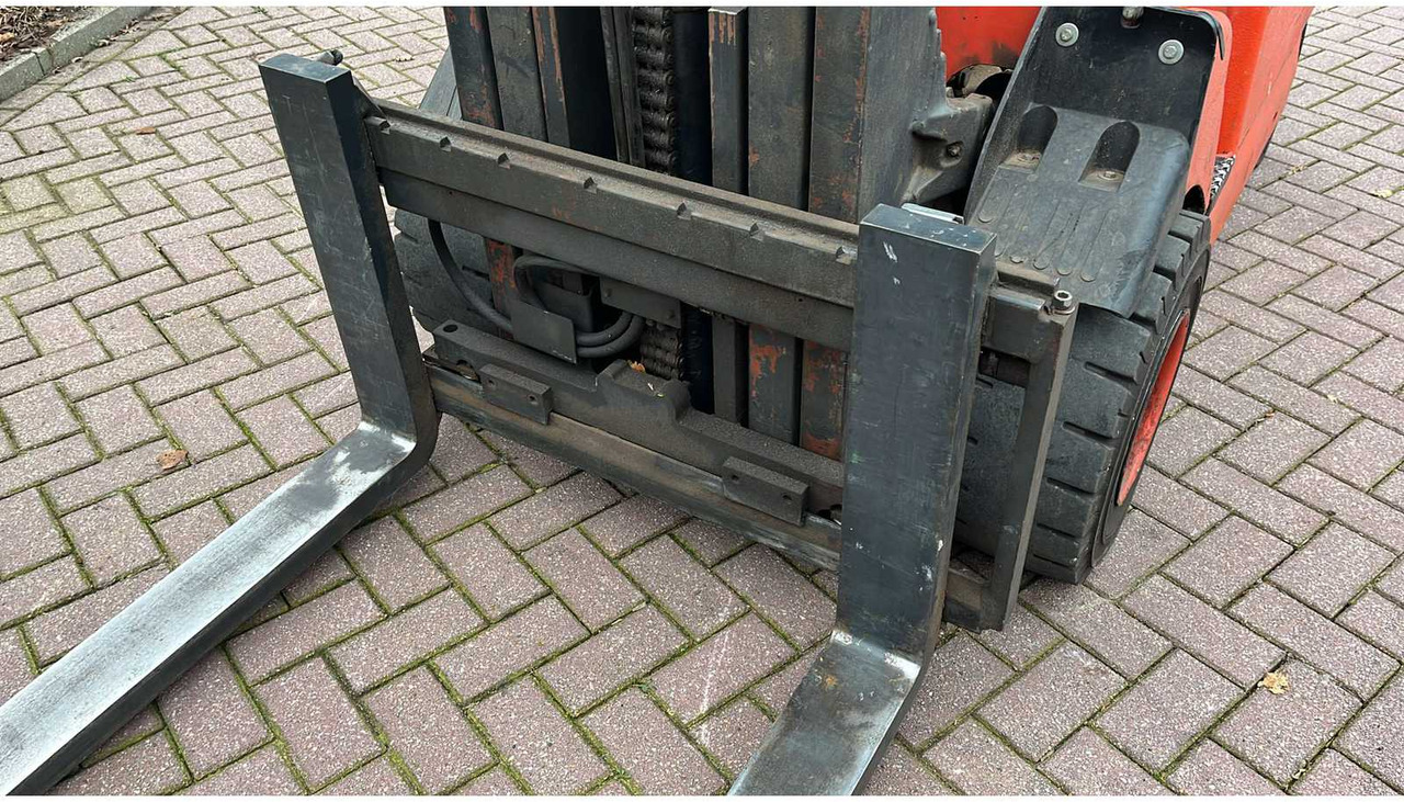 2006 LINDE E30-03 FORKLIFT - Gaffeltruck: bilde 4 2006 LINDE E30-03 FORKLIFT - Gaffeltruck: bilde 4