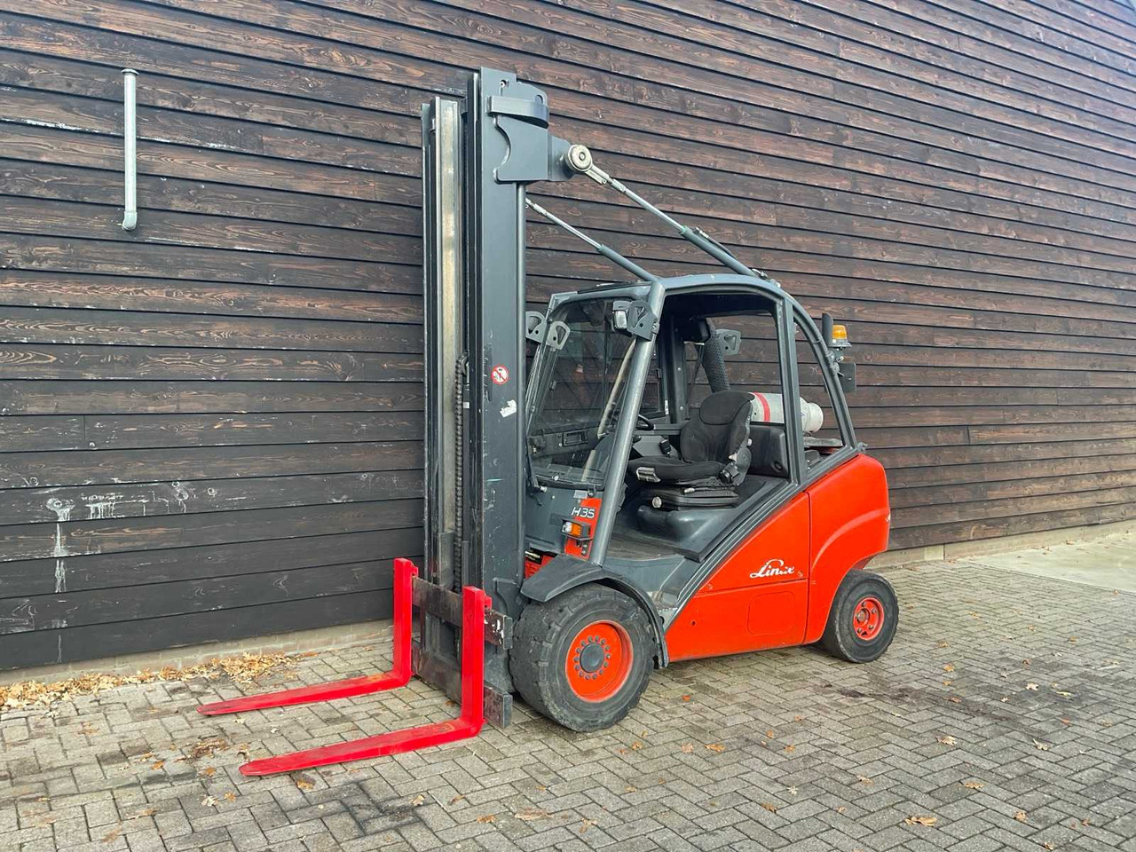 2006 LINDE H 35 T FORKLIFT TRUCK - Gaffeltruck: bilde 1 2006 LINDE H 35 T FORKLIFT TRUCK - Gaffeltruck: bilde 1
