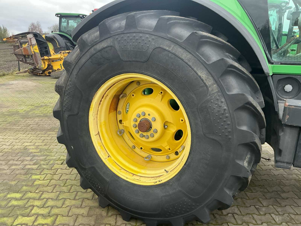 Traktor 2007 JOHN DEERE 7830 FOUR WHEEL DRIVE FARM TRACTOR: bilde 9