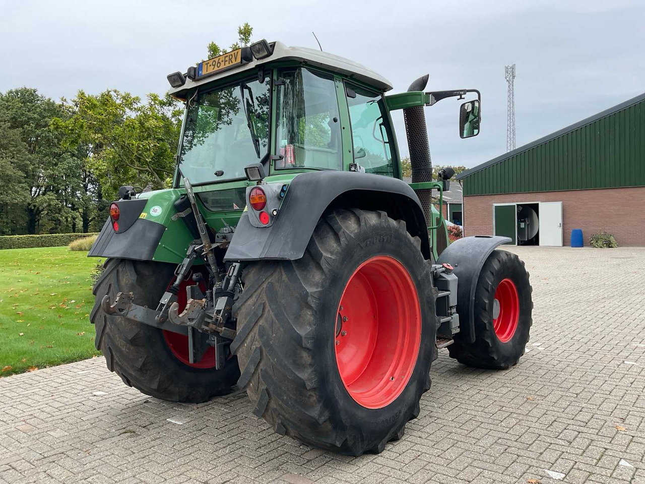 2008 FENDT 412 VARIO TMS ALL-WHEEL DRIVE AGRICULTURAL TRACTOR - Traktor: bilde 5 2008 FENDT 412 VARIO TMS ALL-WHEEL DRIVE AGRICULTURAL TRACTOR - Traktor: bilde 5