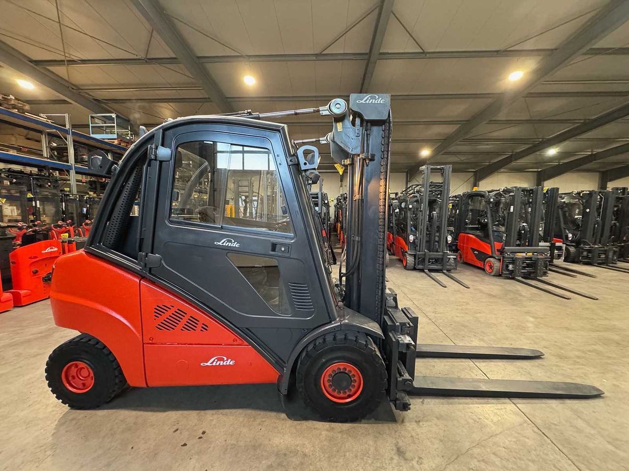 2008 SERVICE + UVV 01/2026 LINDE H35T 3.500KG 3.+4. VALVE WIDER 148CM FORK ADJUSTER GAS FORKLIFT FORKLIFT 10.543 HOURS - Gaffeltruck: bilde 5 2008 SERVICE + UVV 01/2026 LINDE H35T 3.500KG 3.+4. VALVE WIDER 148CM FORK ADJUSTER GAS FORKLIFT FORKLIFT 10.543 HOURS - Gaffeltruck: bilde 5