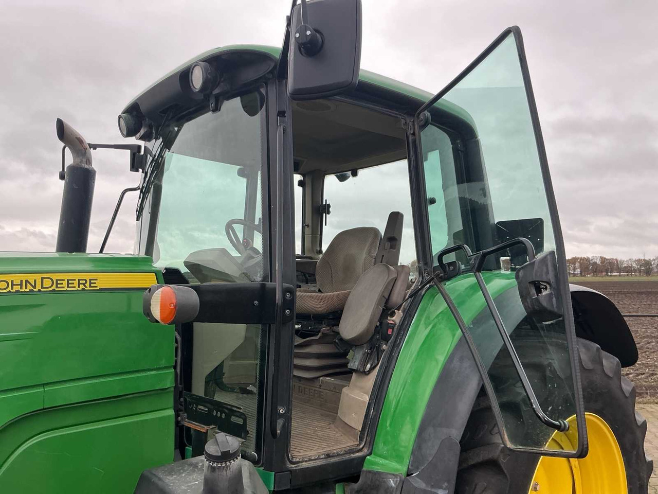 Traktor 2016 JOHN DEERE 6135M FOUR WHEEL DRIVE FARM TRACTOR: bilde 15 Traktor 2016 JOHN DEERE 6135M FOUR WHEEL DRIVE FARM TRACTOR: bilde 15