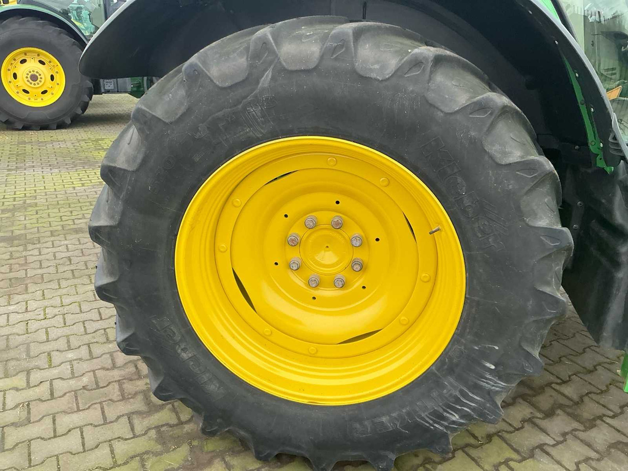 Traktor 2016 JOHN DEERE 6135M FOUR WHEEL DRIVE FARM TRACTOR: bilde 9 Traktor 2016 JOHN DEERE 6135M FOUR WHEEL DRIVE FARM TRACTOR: bilde 9