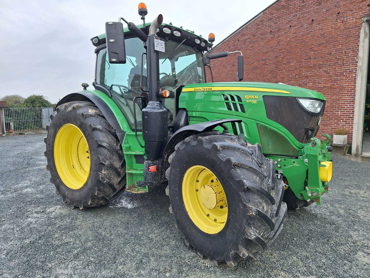 2017 JOHN DEERE 6155R FOUR WHEEL DRIVE FARM TRACTOR - Traktor: bilde 2 2017 JOHN DEERE 6155R FOUR WHEEL DRIVE FARM TRACTOR - Traktor: bilde 2