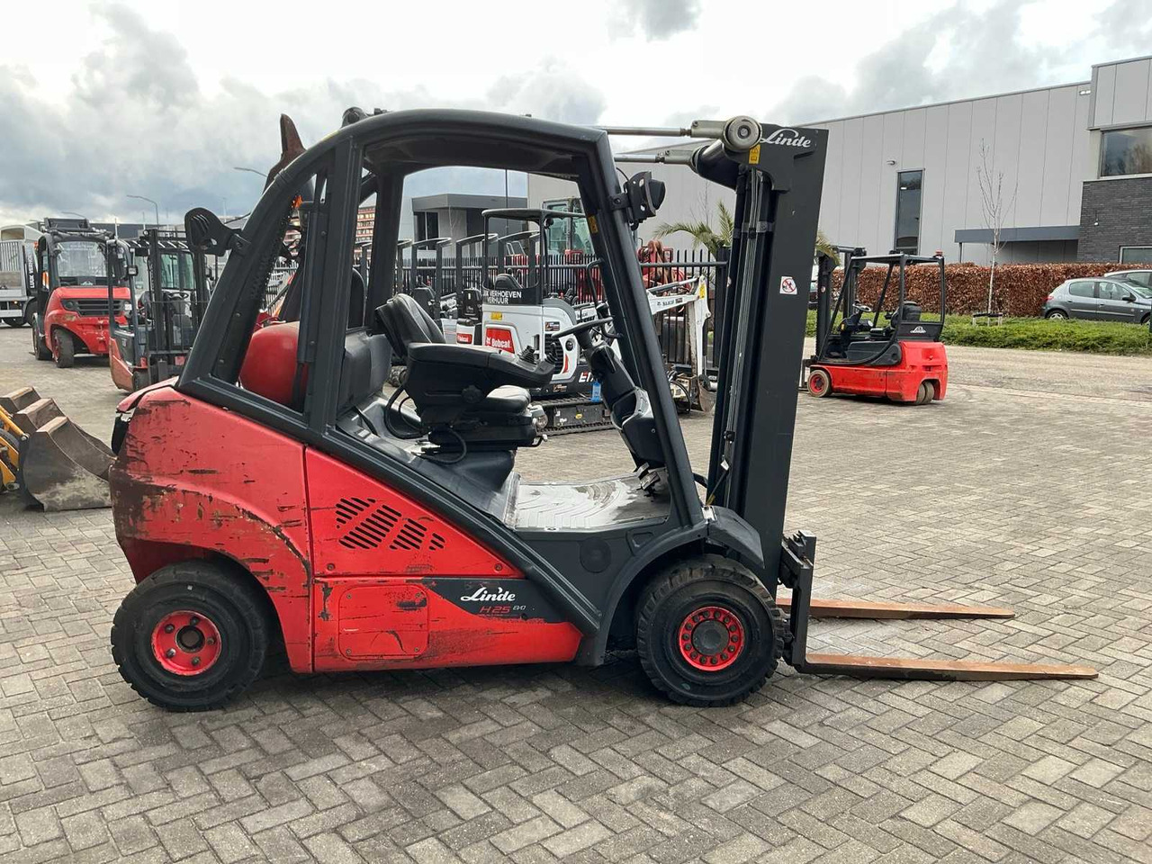 Gaffeltruck 2018 LINDE H25T-02 FORKLIFT: bilde 6 Gaffeltruck 2018 LINDE H25T-02 FORKLIFT: bilde 6