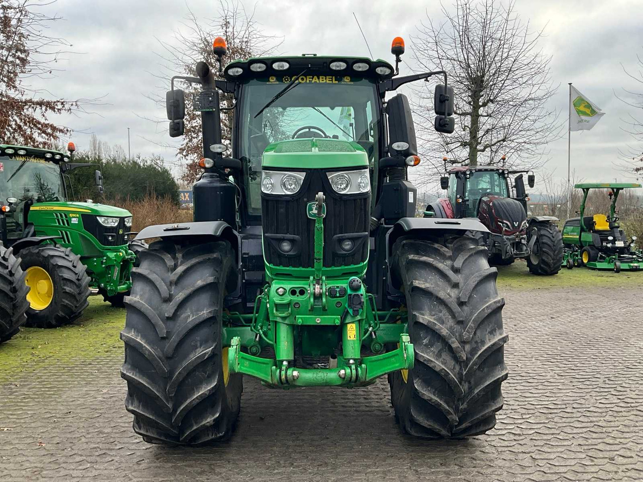 2019 JOHN DEERE 6R250 FOUR WHEEL DRIVE FARM TRACTOR - Traktor: bilde 2 2019 JOHN DEERE 6R250 FOUR WHEEL DRIVE FARM TRACTOR - Traktor: bilde 2