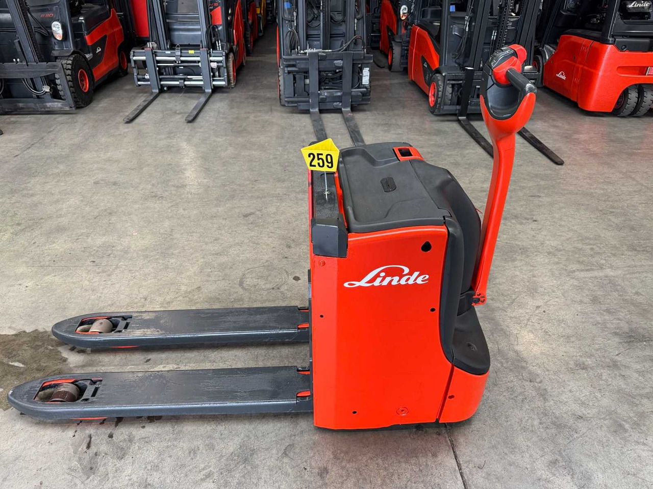 2021 LINDE T16L PALLET TRUCK ANT STACKER INITIAL STROKE 1,675 HOURS - Gaffeltruck: bilde 2 2021 LINDE T16L PALLET TRUCK ANT STACKER INITIAL STROKE 1,675 HOURS - Gaffeltruck: bilde 2
